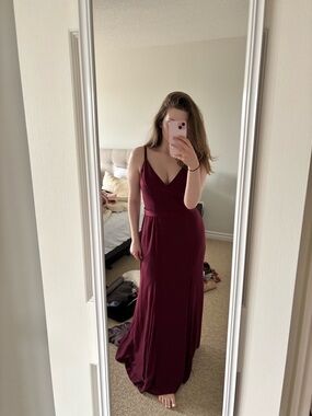 Vera Wang Deep Wine Red V‑Neck Maxi Dress